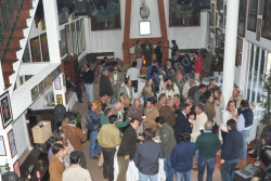 Imagens da festa em casa de José Luis Cochicho.